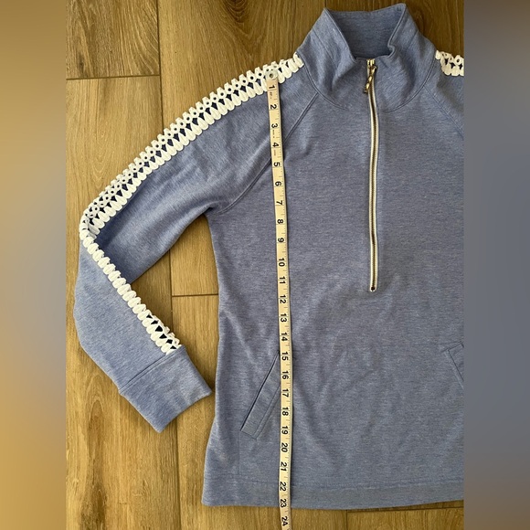 LILLY PULITZER Skipper Popover Lace Sleeves EUC - Picture 6 of 9